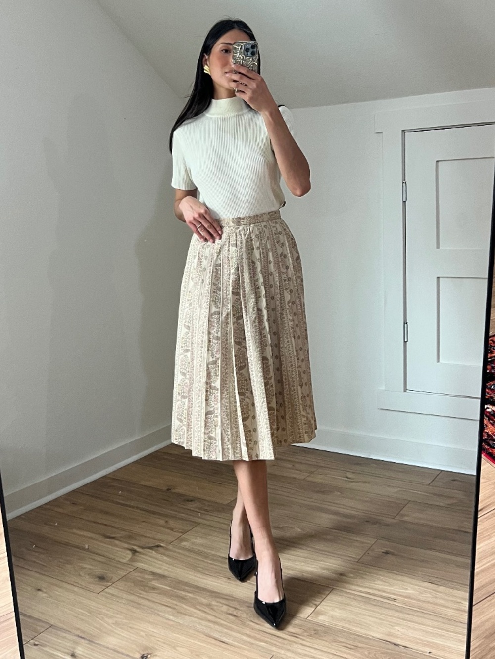 Vintage Midi skirt, pleated cottagecore-inspired print